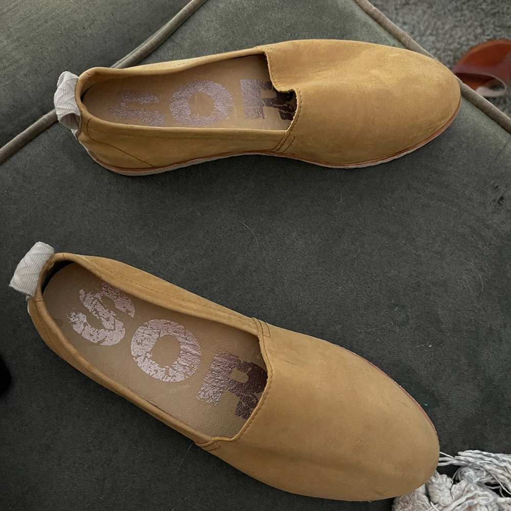 Sorel Ella Women’s Slip Ons